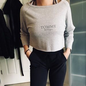 Tommy Crewneck